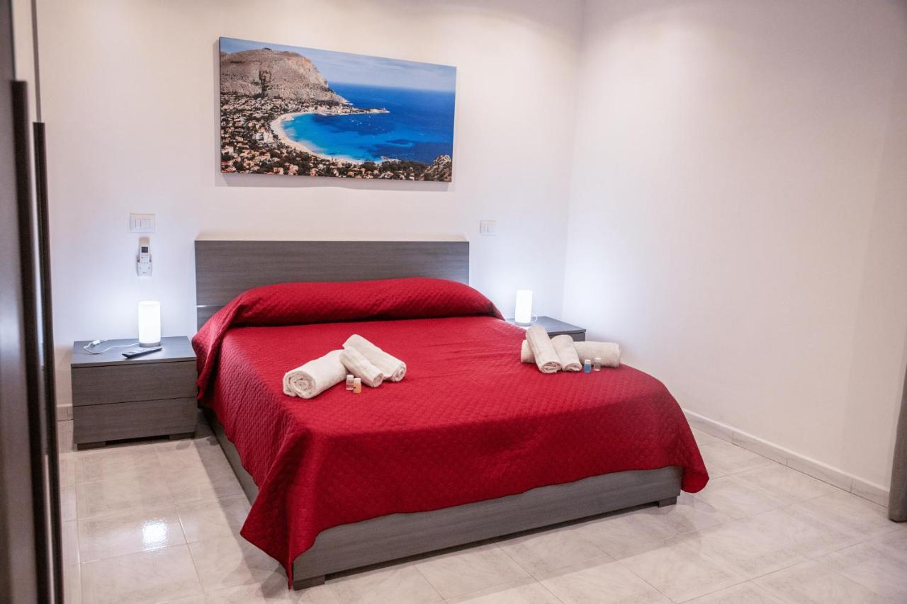 Casa Vacanze Rigano Palermo Bagian luar foto